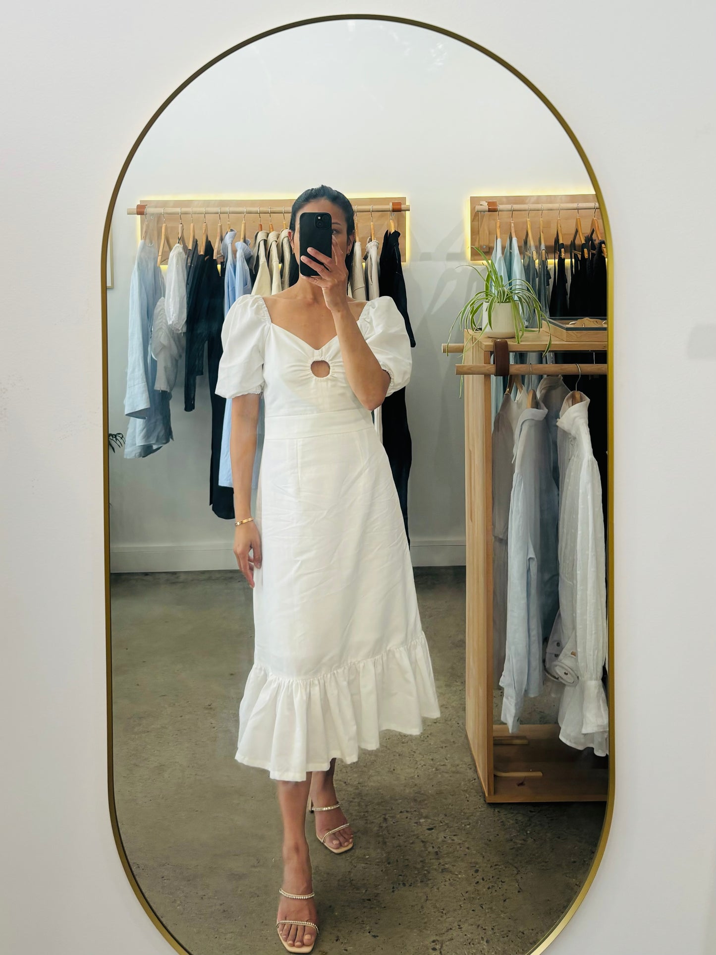 Sor Linen Dress- White