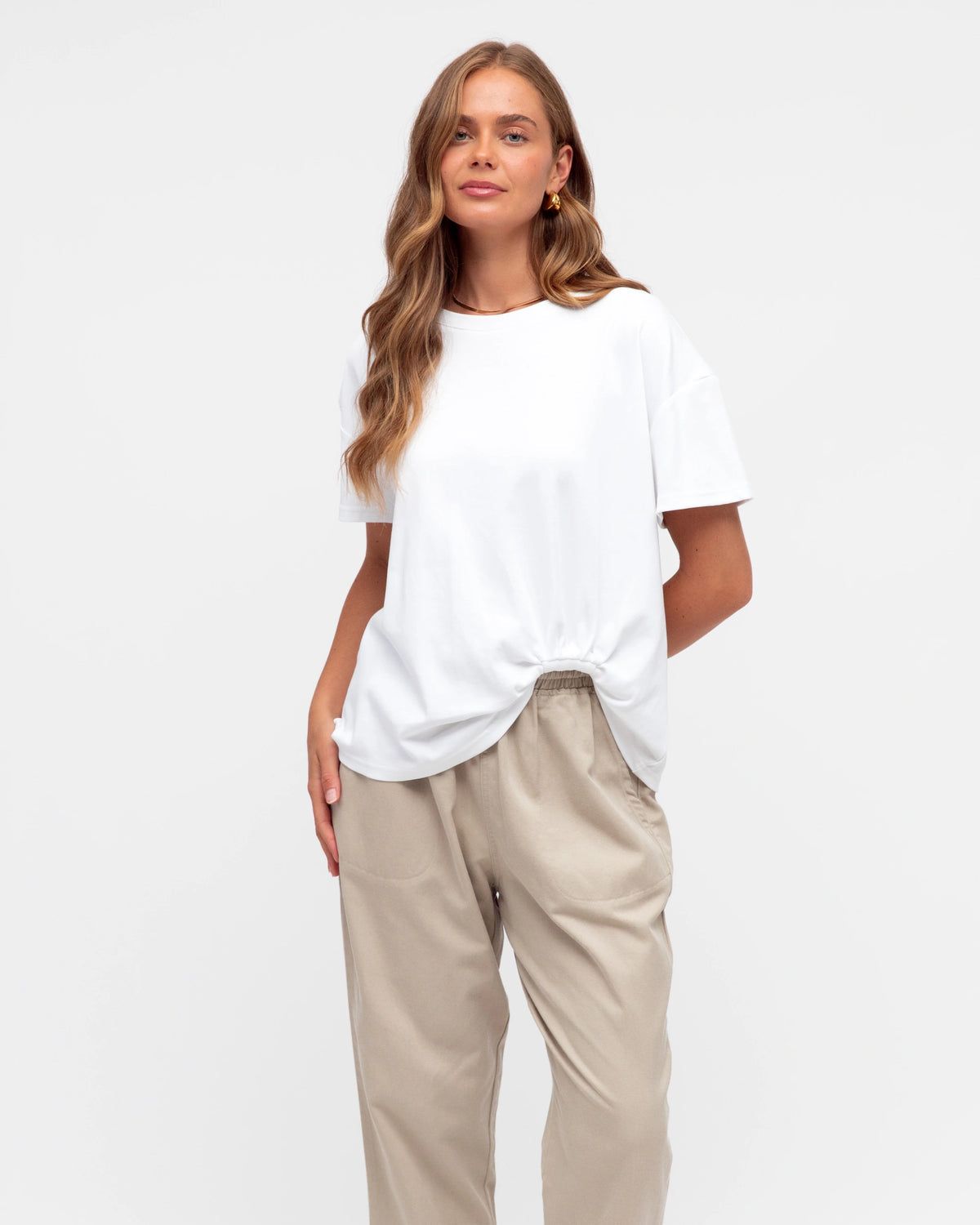 EASY TUCK TEE