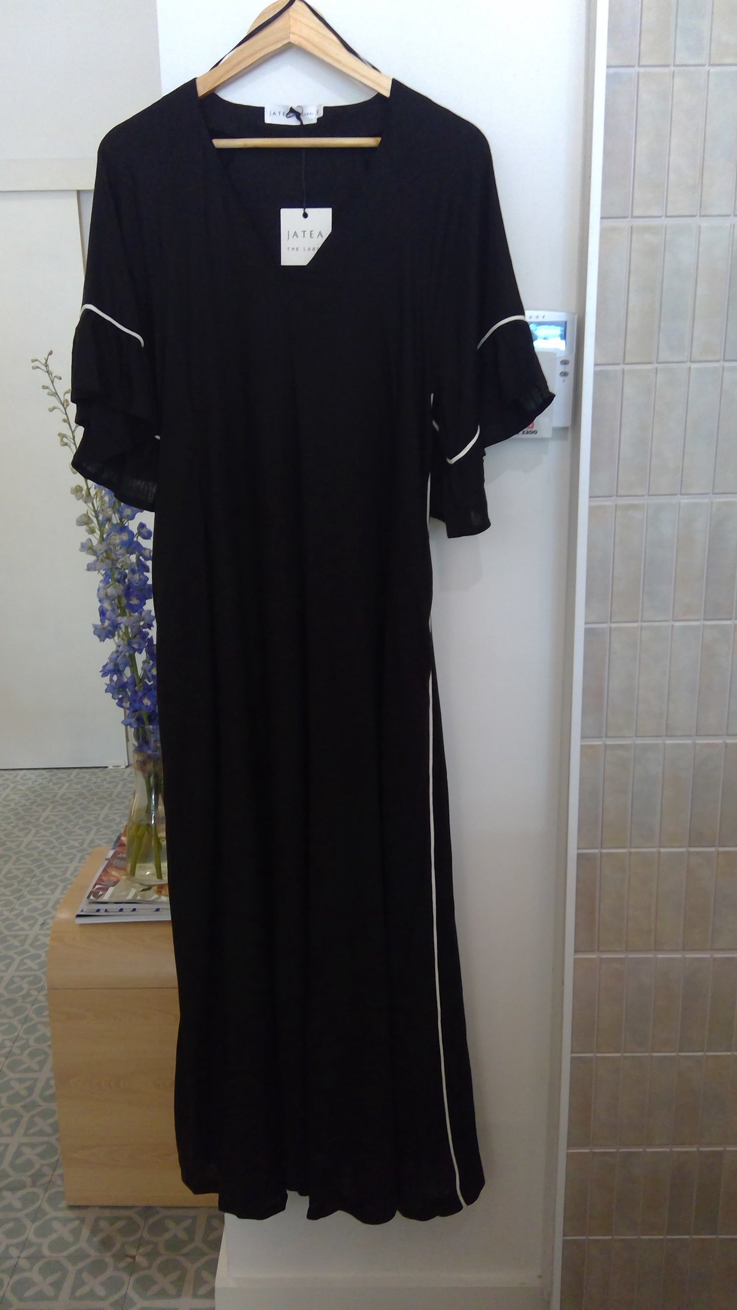 HELENA MAXI DRESS - BLACK